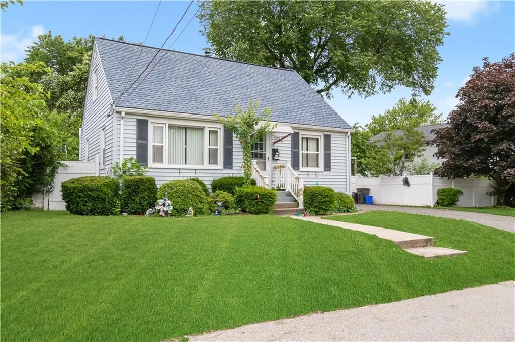 87 Elm Street Johnston RI 02919