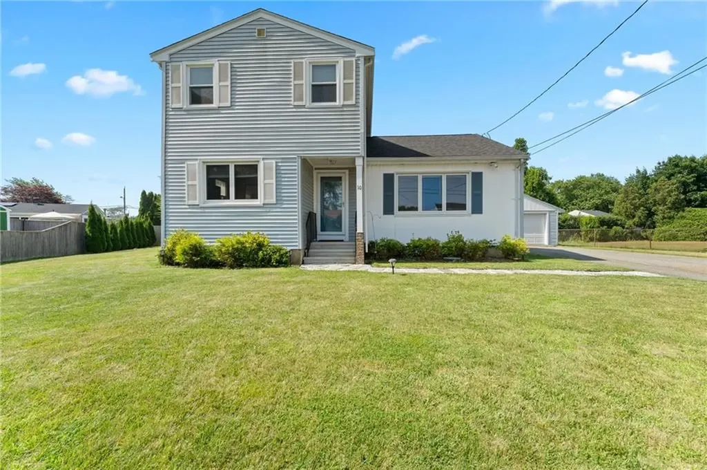 10 Philips Avenue Middletown RI 02842