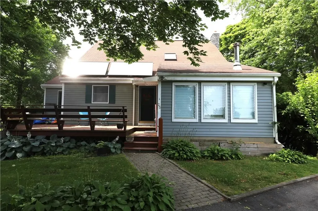 25 Bay Street Jamestown RI 02835