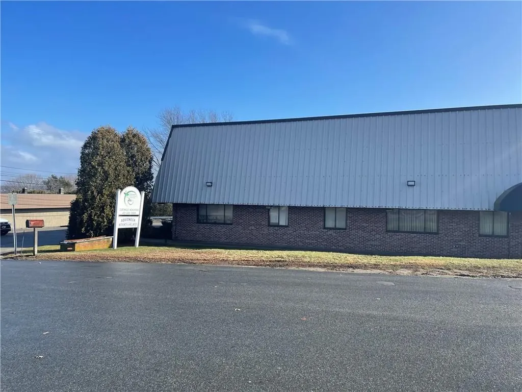 137 Chase Road Portsmouth RI 02871