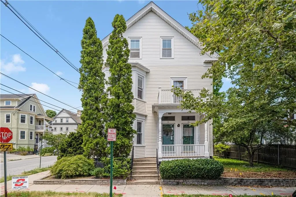 34 36 East George Street Providence RI 02906
