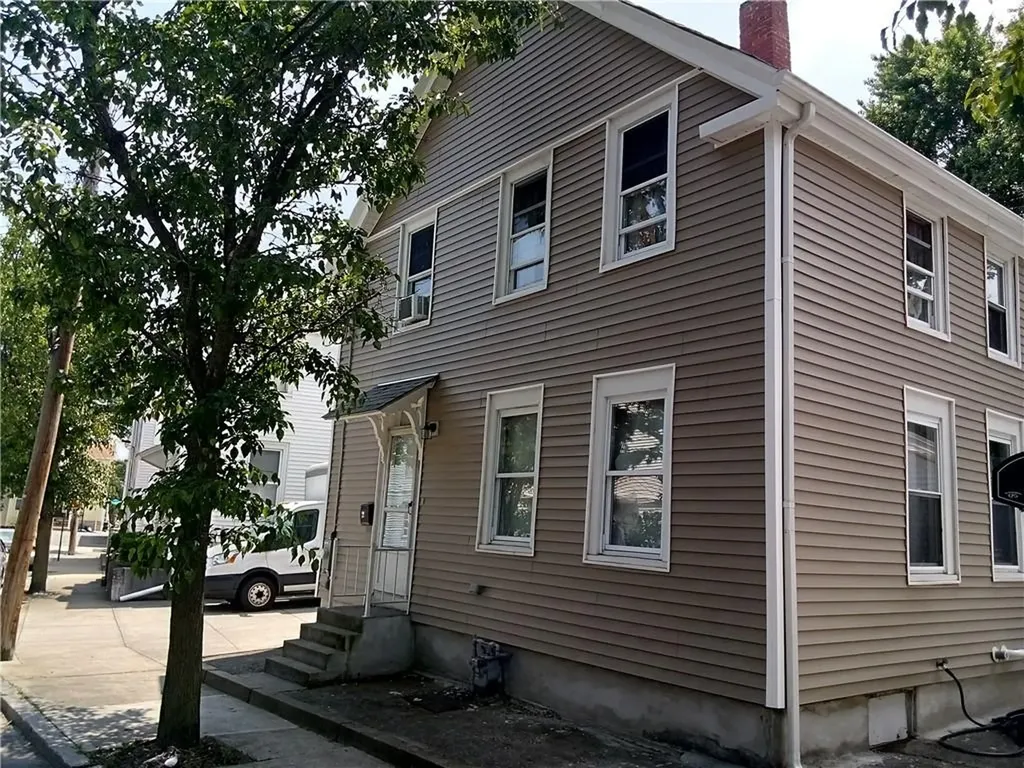 10 Franklin Avenue Cranston RI 02920