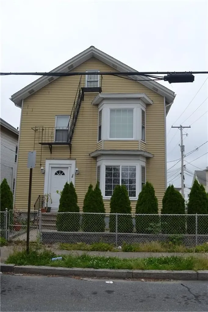 30 Hope Street Pawtucket RI 02860