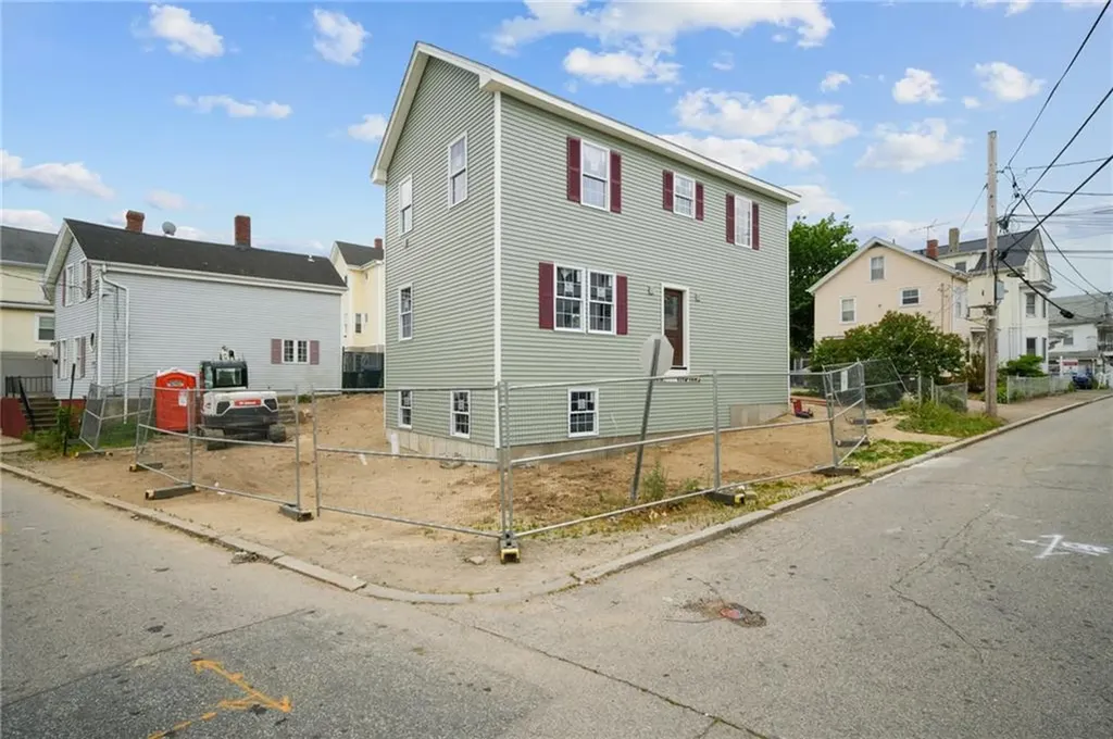 2 Carson Street Pawtucket RI 02860
