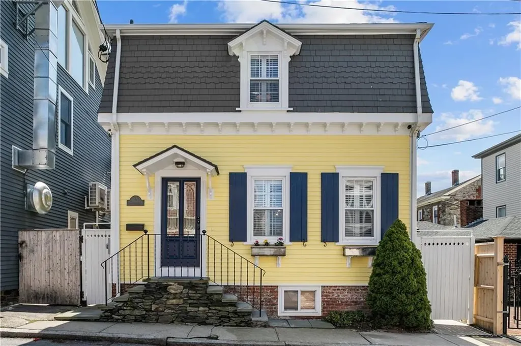 2 Coddington Wharf Newport RI 02840