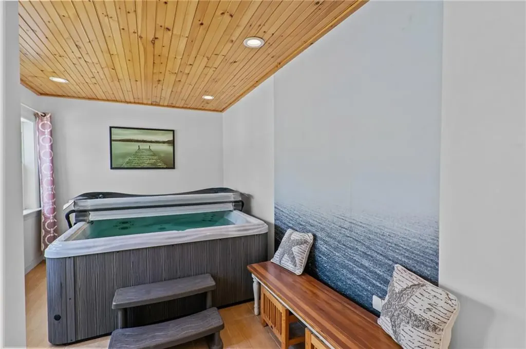 185 Tidewater Drive Warwick RI 02889
