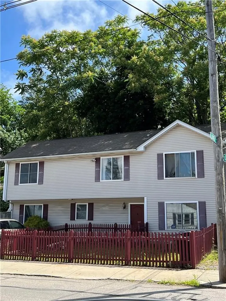 727 Charles Street Providence RI 02904