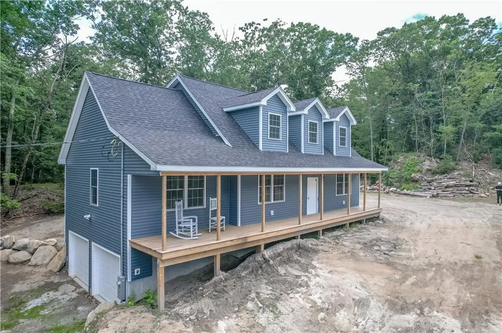 786 Greenville Avenue Johnston RI 02919