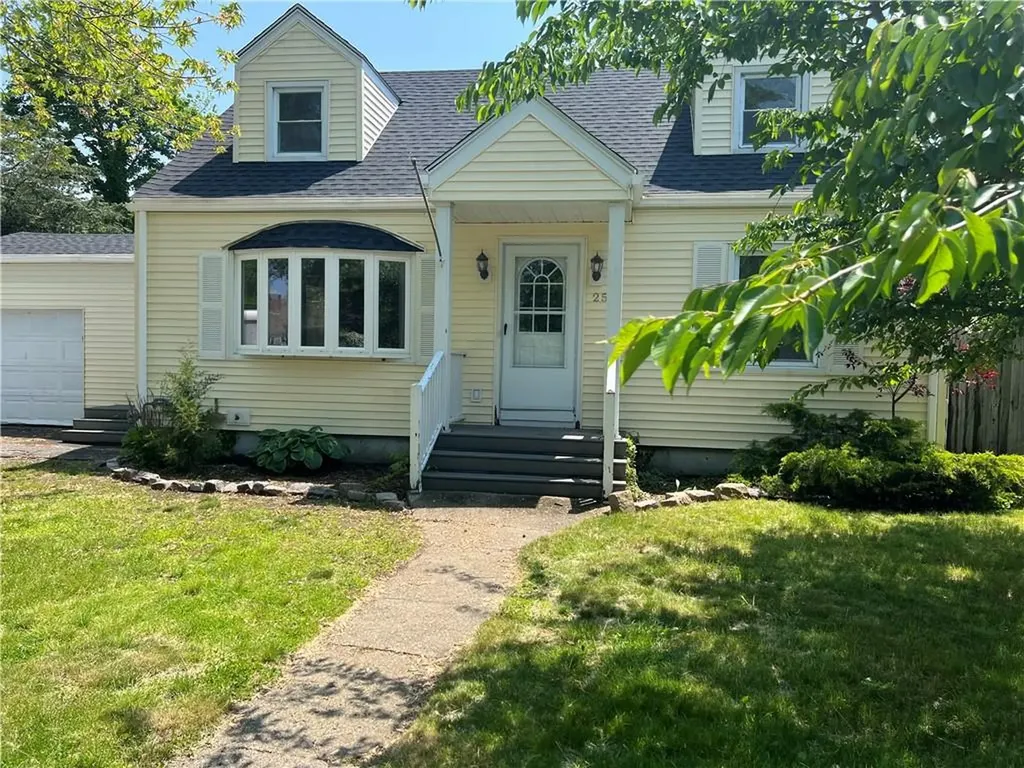 256 Riverside Avenue Warwick RI 02889