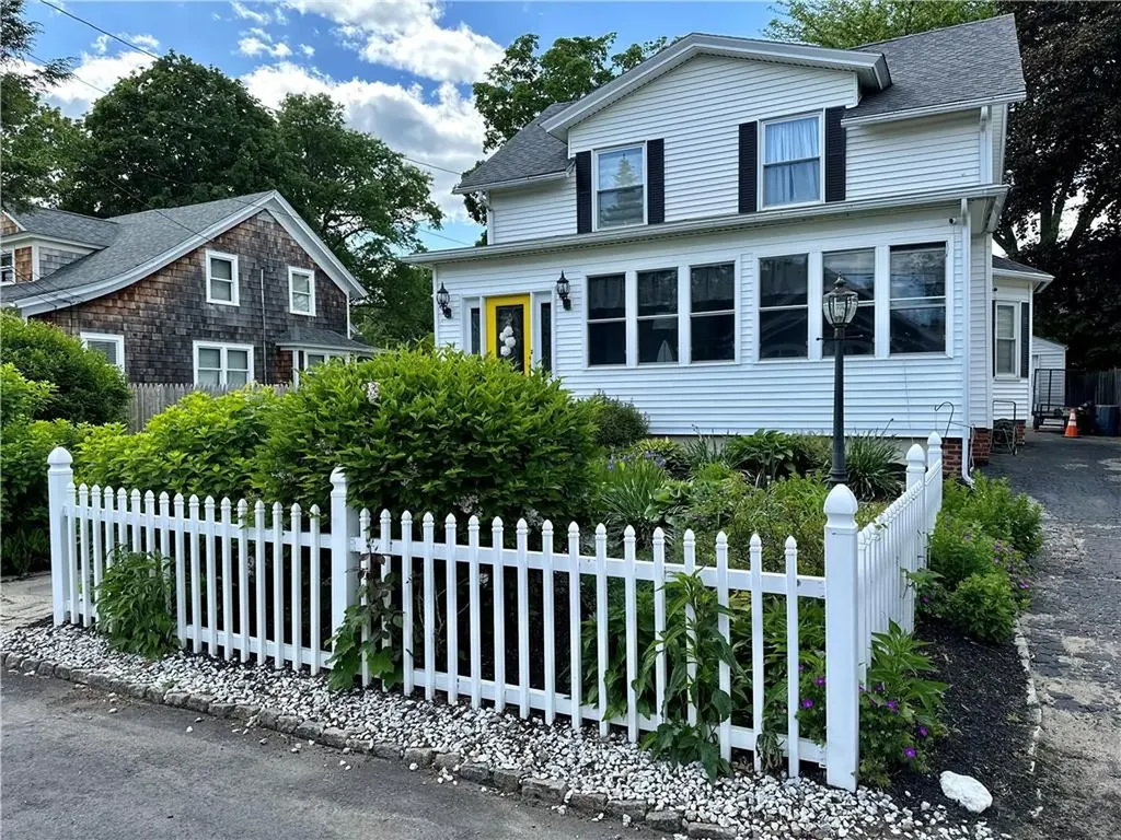 3 Judkins Street East Providence RI 02916