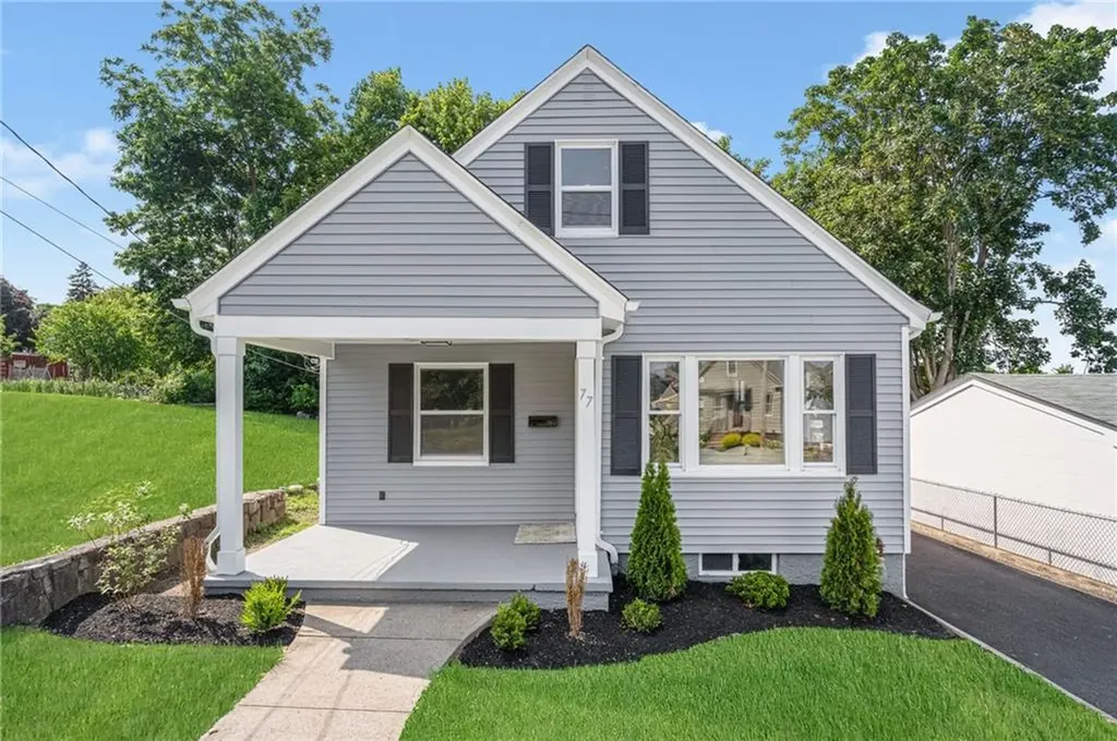 77 Rockwood Avenue Cranston RI 02920