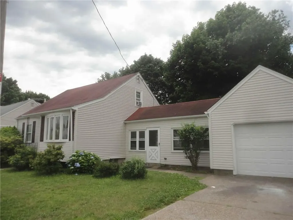 11 1136 Dawson Street Pawtucket RI 02861
