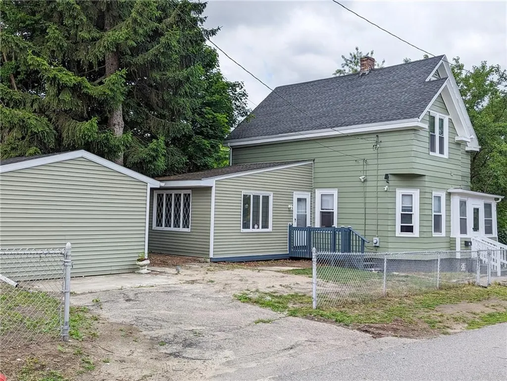 24 Buffalo Court Providence RI 02909