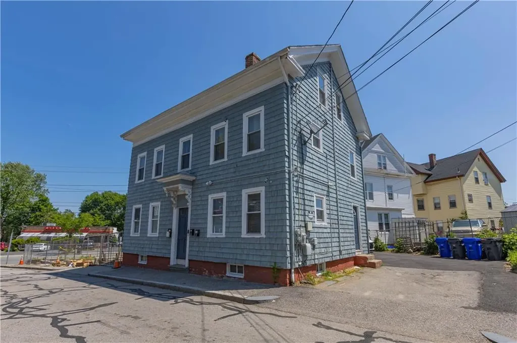 2 Young Avenue Providence RI 02908
