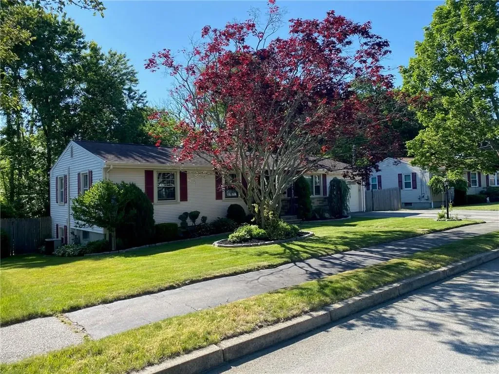 215 Burdick Drive Cranston RI 02920