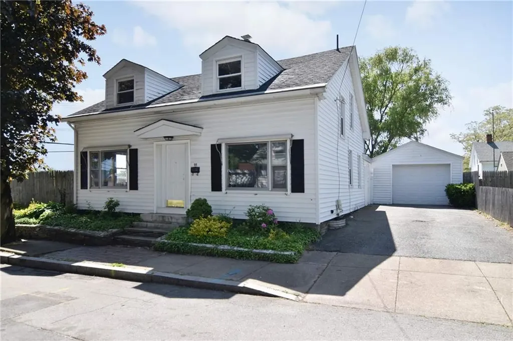 66 Oak Street Cranston RI 02910