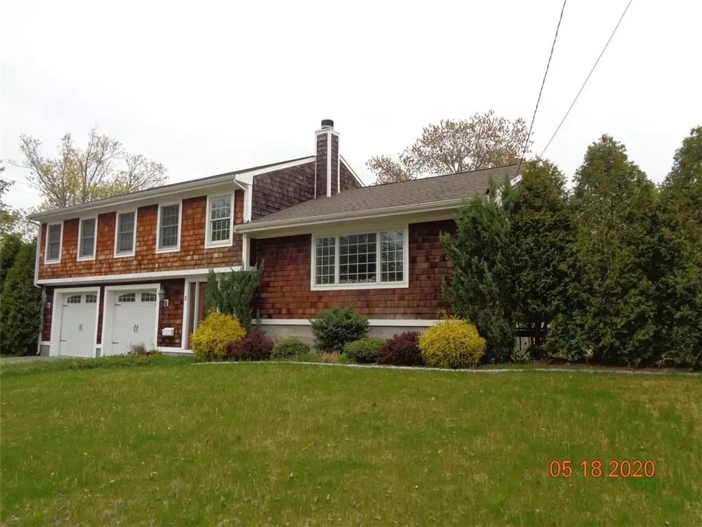 2 Valentine Drive Barrington RI 02806