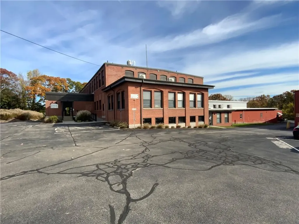 1110 Central Avenue Pawtucket RI 02861