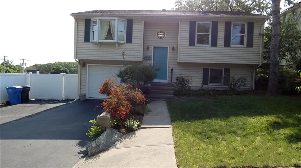 14 Haddon Hill Road Cranston RI 02905