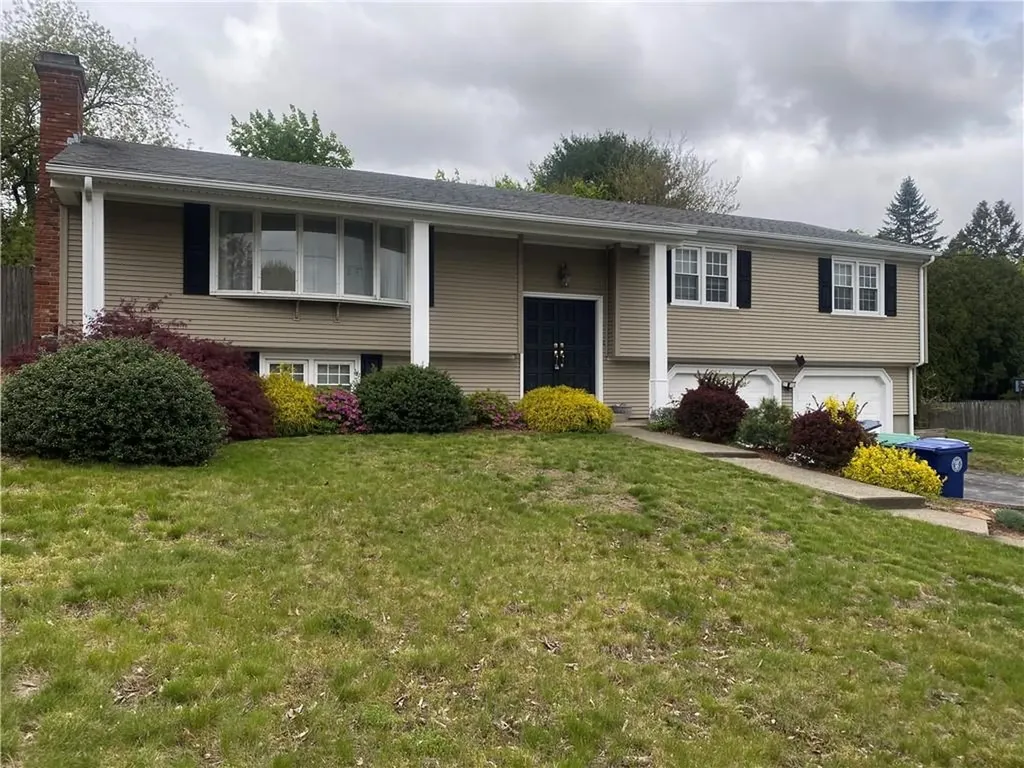 122 Cindy Lane Warwick RI 02886