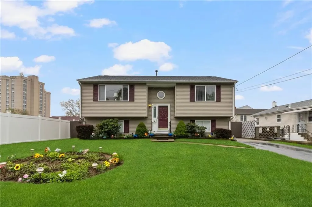 54 Knight Street Cranston RI 02920