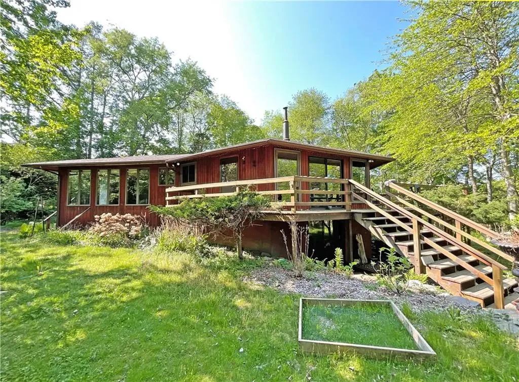 949 North Main Road Jamestown RI 02835