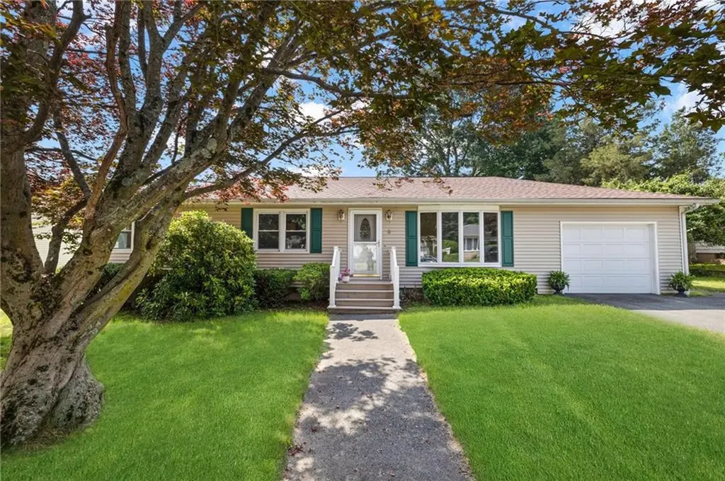 6 Enfield Street Johnston RI 02919
