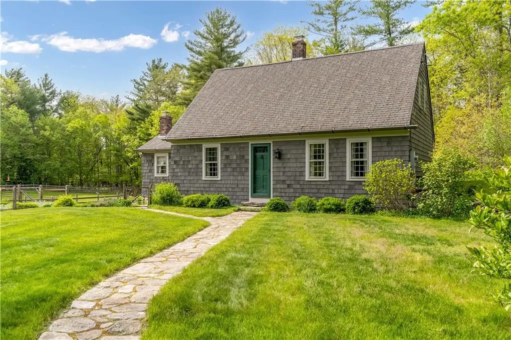 56 Kennedy Road Foster RI 02825