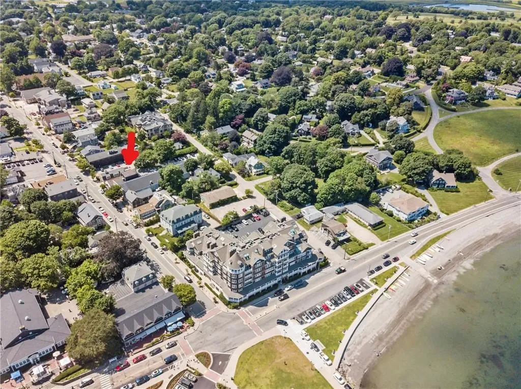 22 Narragansett Avenue Jamestown RI 02835