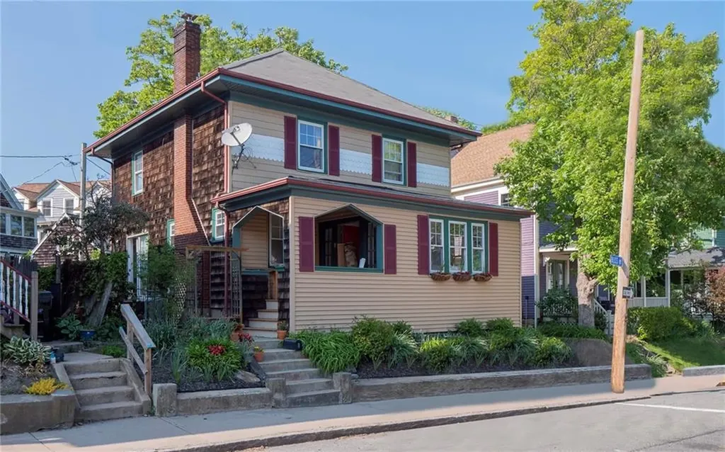 8 Bliss Road Newport RI 02840