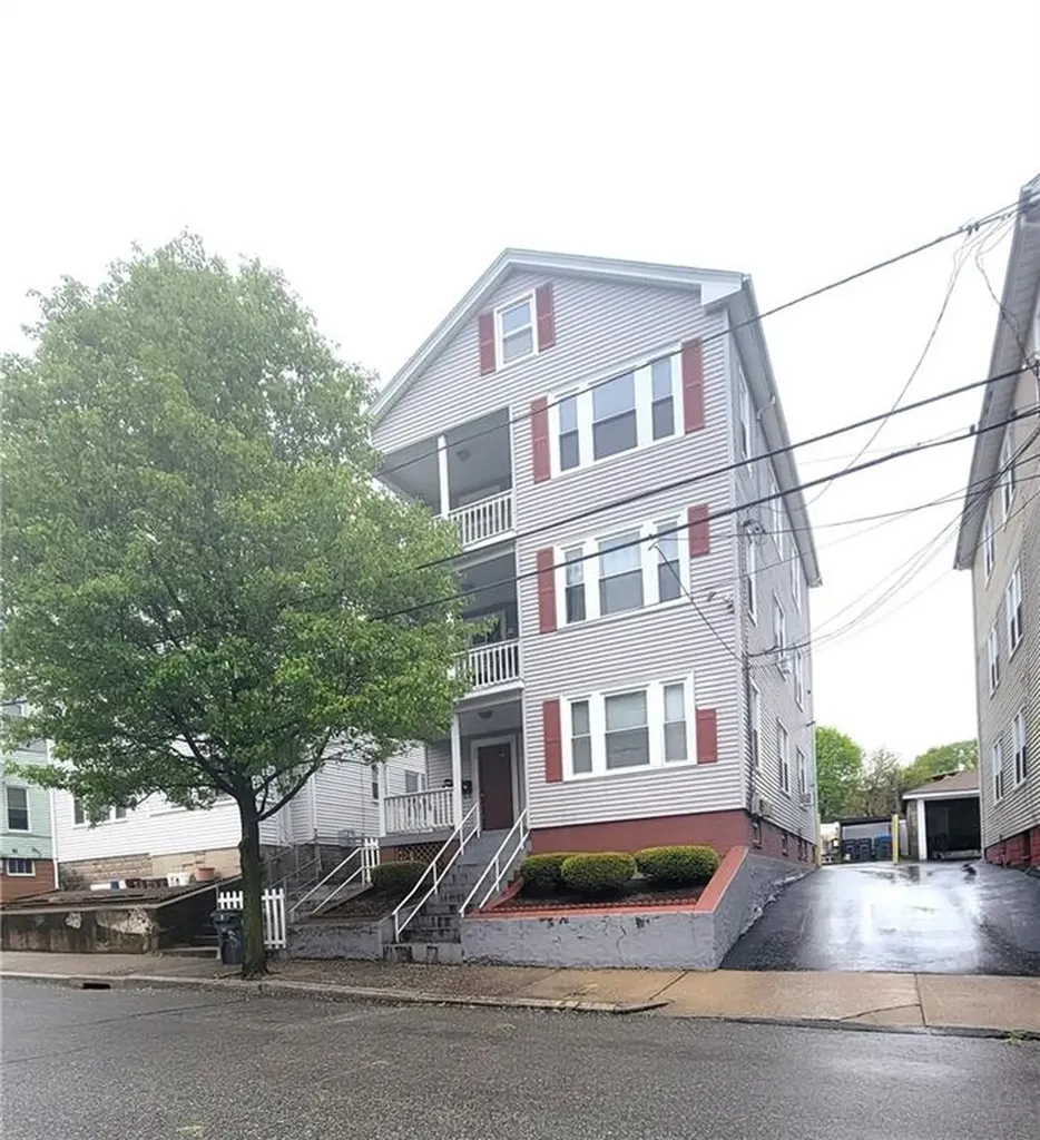 29 Ayrault Street Providence RI 02908