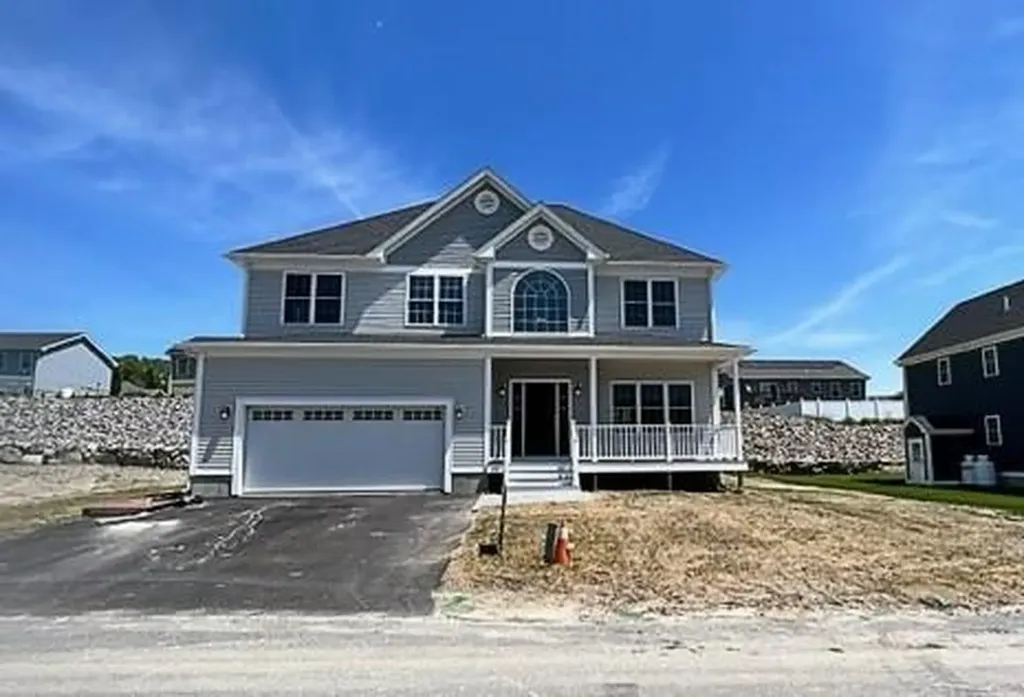 460 Louise Street Woonsocket RI 02895