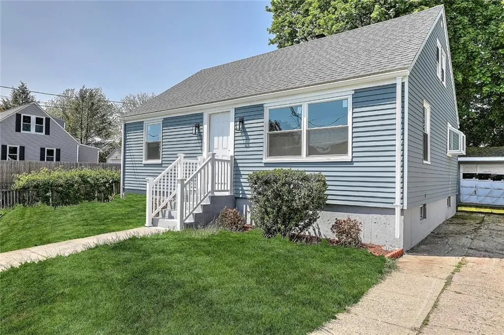 85 Vincent Avenue North Providence RI 02904