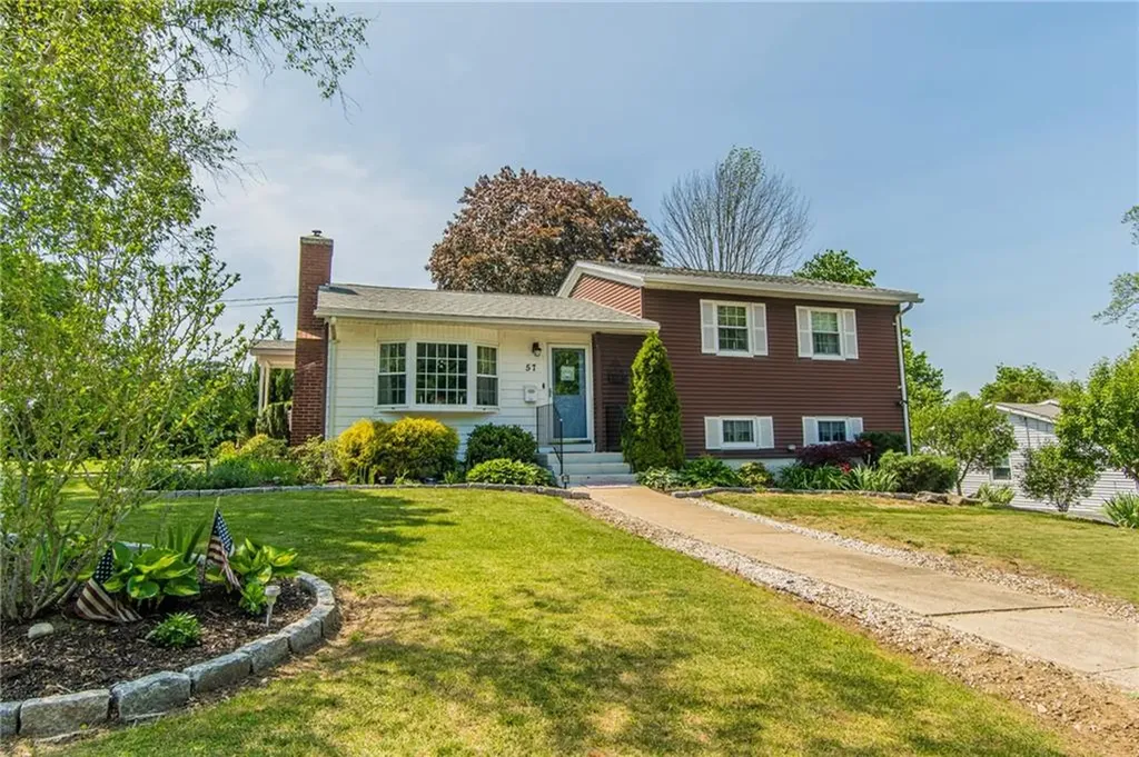 57 Coventry Drive Coventry RI 02816