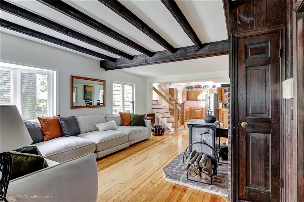 44 Greenfield Avenue Portsmouth RI 02871