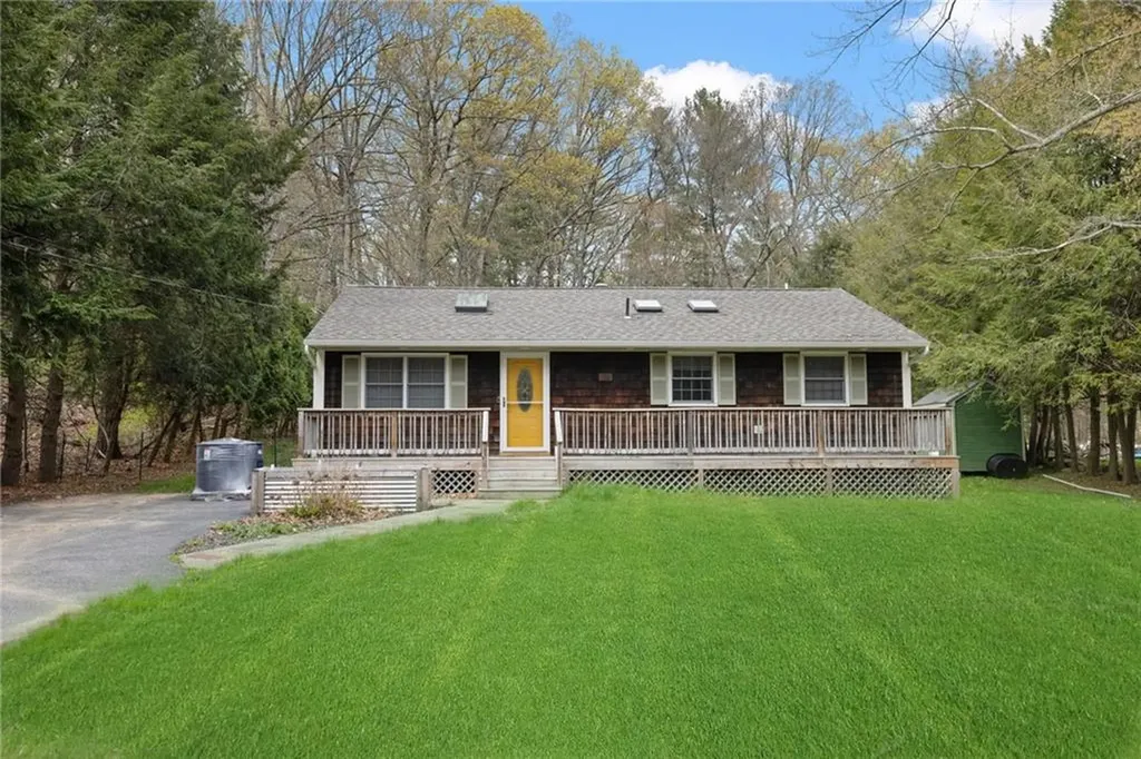 52 Summer Street Blackstone MA 01504