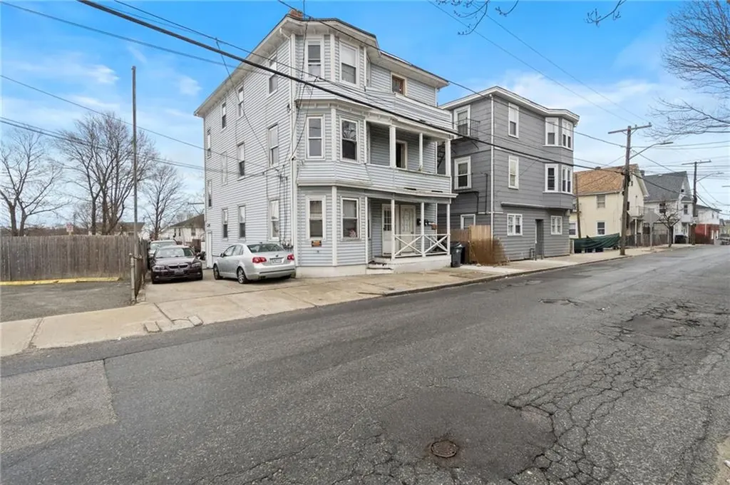 69 Ledge Street Providence RI 02904
