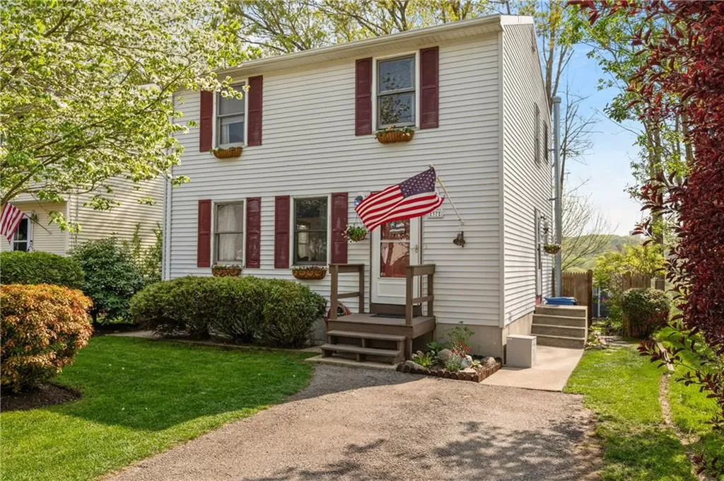 37 Plant Street Cumberland RI 02864