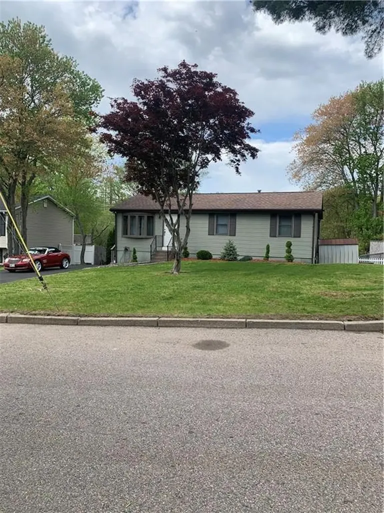 176 Newell Street West Warwick RI 02893
