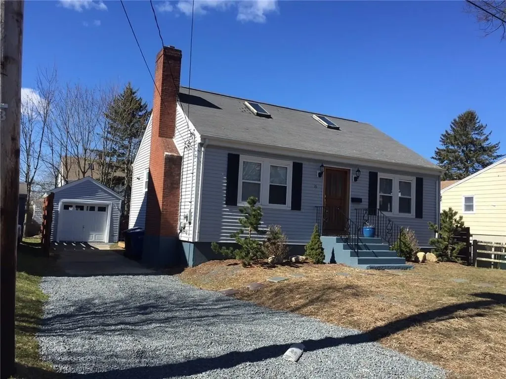 16 Florence Avenue Newport RI 02840
