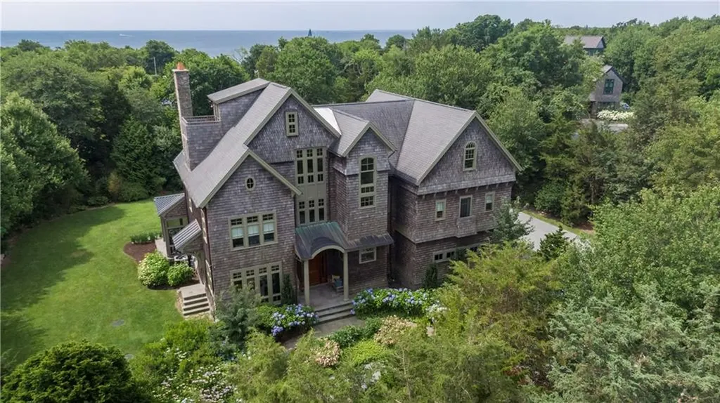 15 Blueberry Lane Jamestown RI 02835