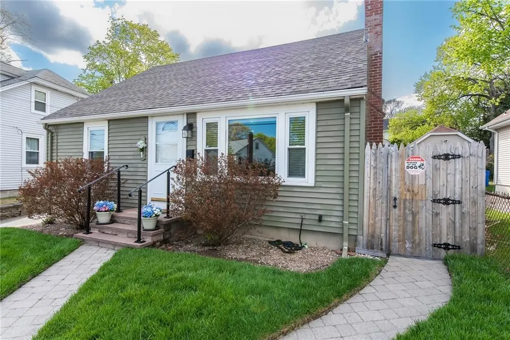 50 Western Promenade Cranston RI 02905