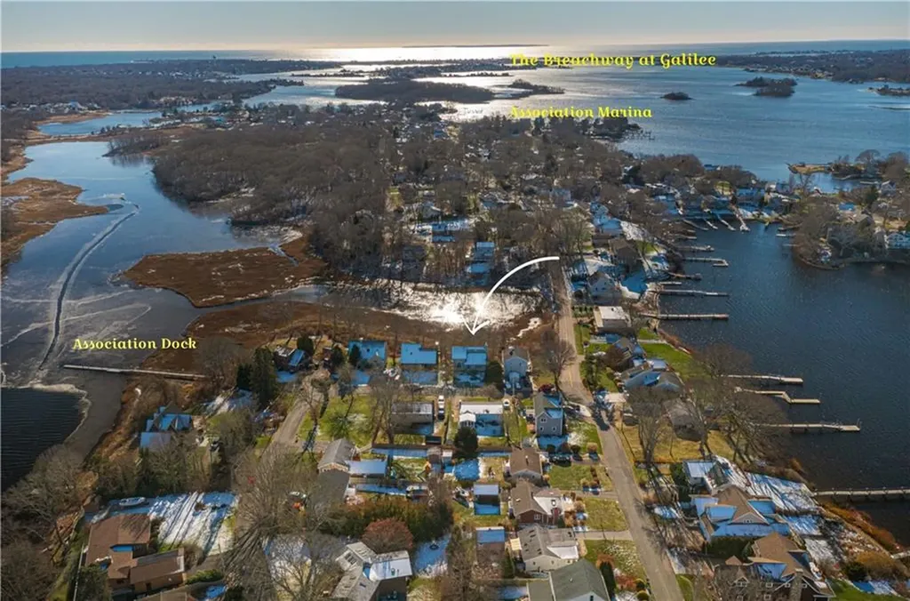 262 Wood Hill Road Narragansett RI 02882