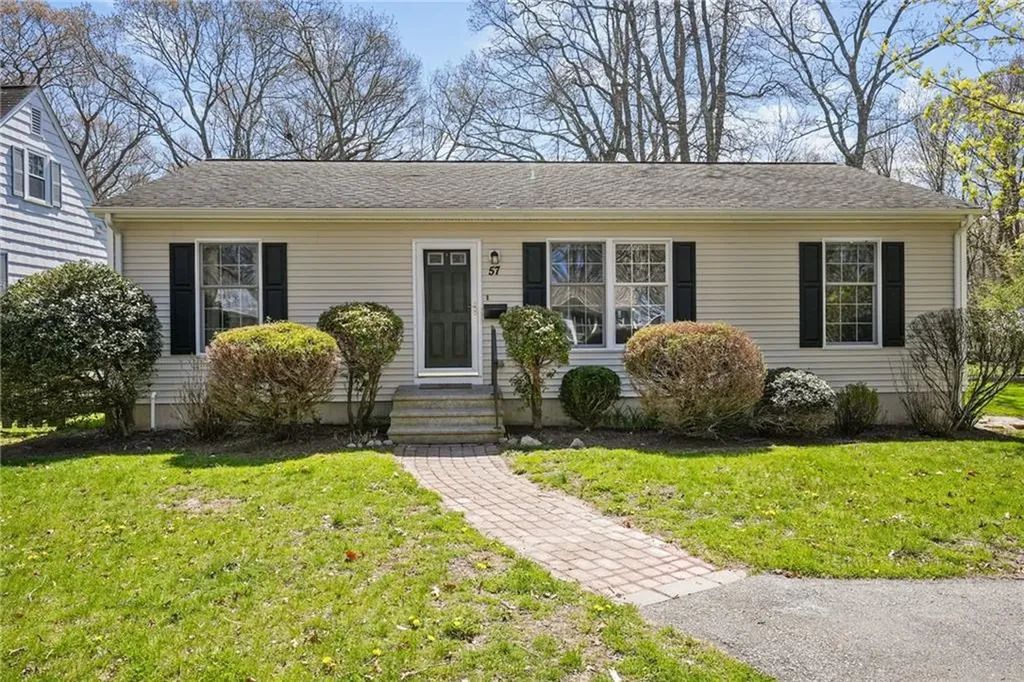 57 Hayden Avenue Tiverton RI 02878