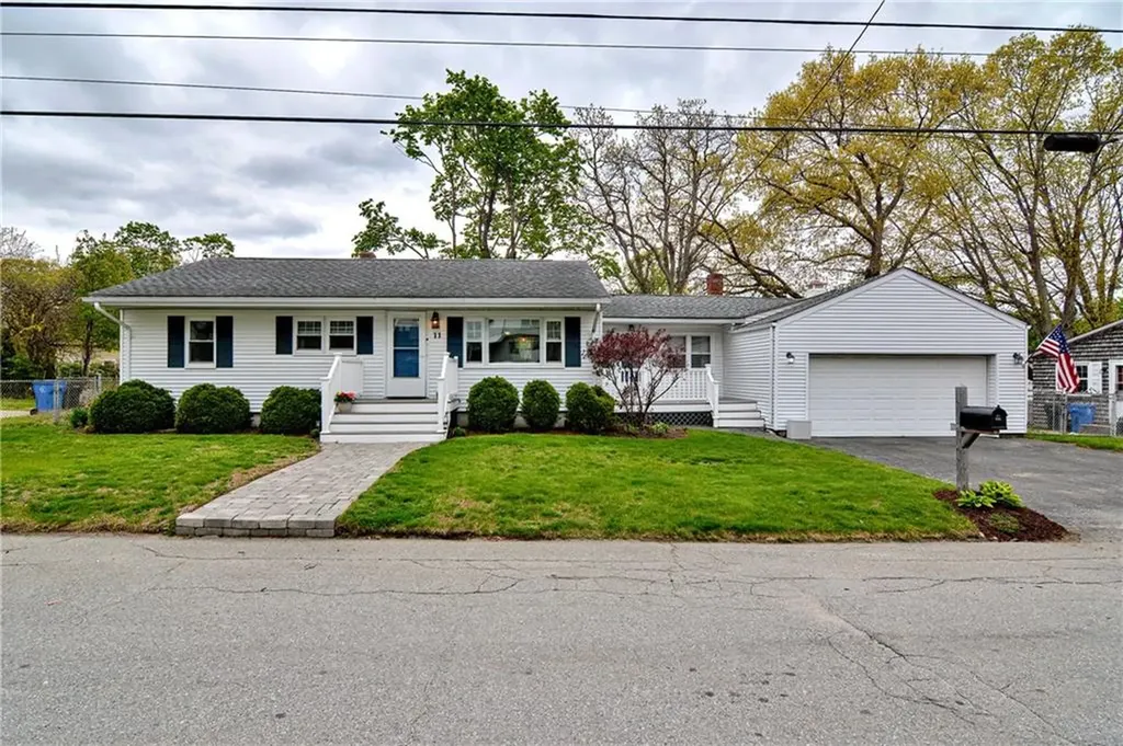 11 Fairwood Drive Cranston RI 02920