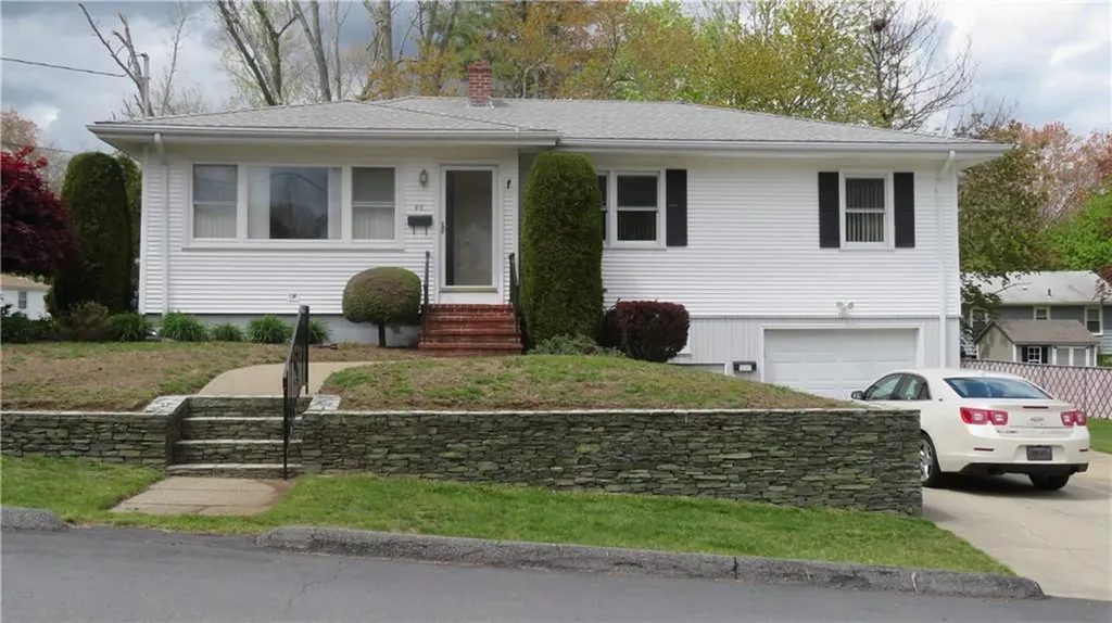 49 Belvedere Street Johnston RI 02919