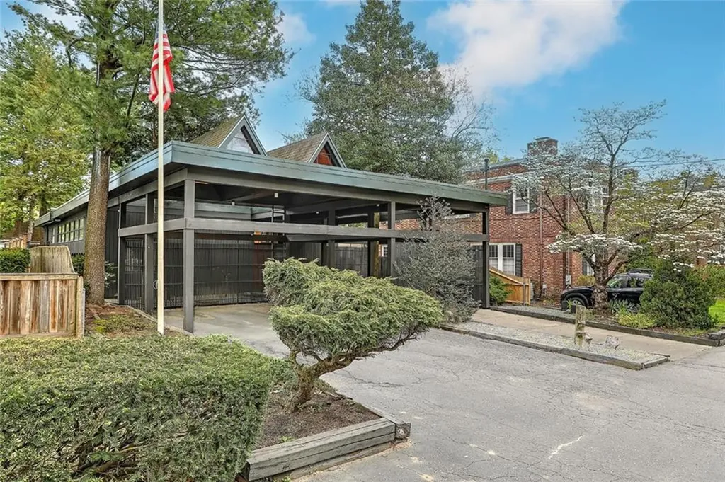 95 Blackstone Boulevard Providence RI 02906
