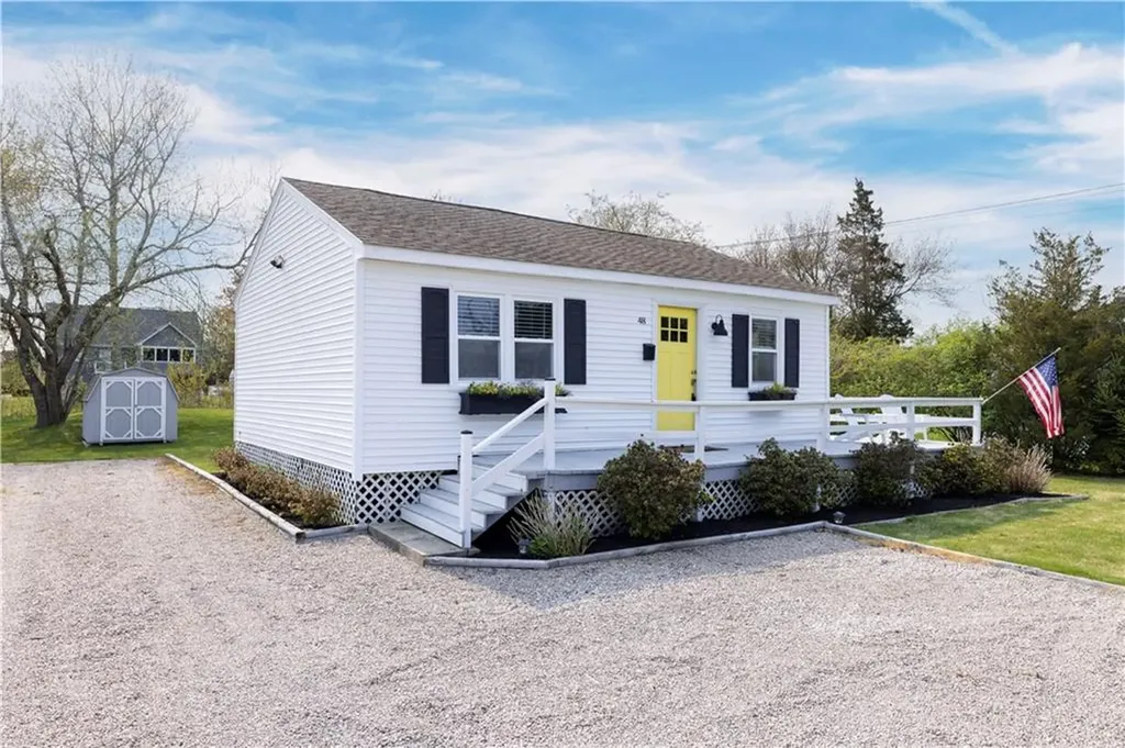 48 Winnapaug Road Westerly RI 02891