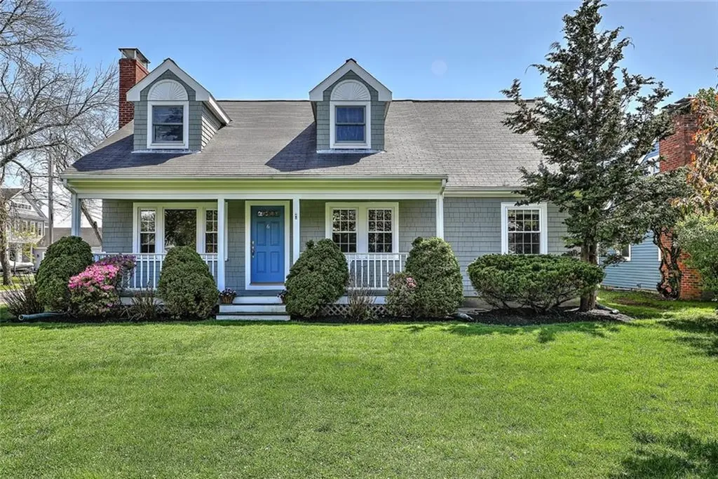 6 Jesse Davis Lane Barrington RI 02806