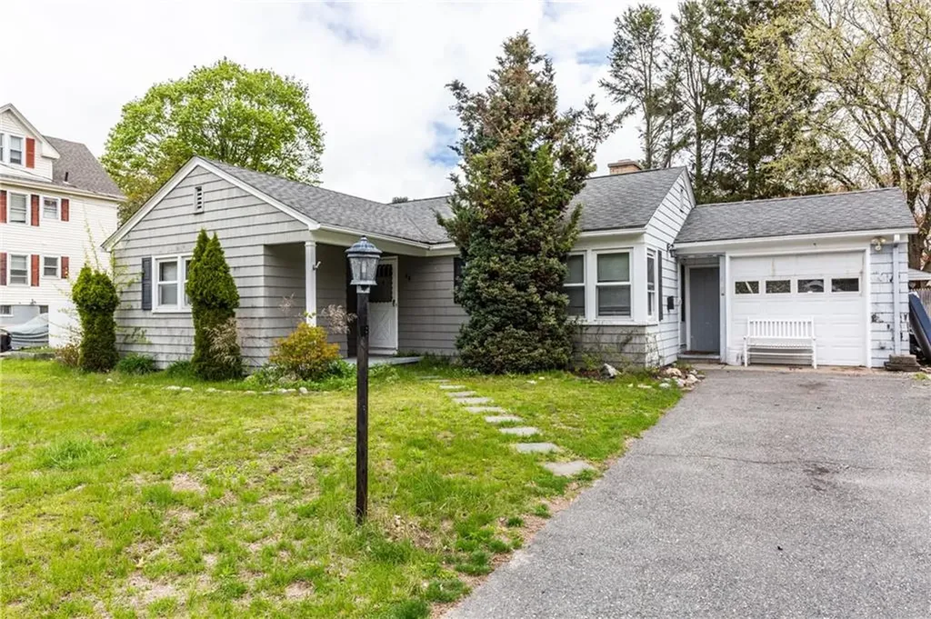 48 Hemlock Avenue Cranston RI 02910